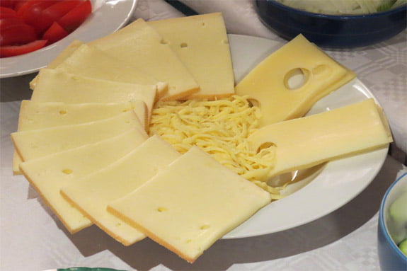 Emmental Cheese information in Marathi